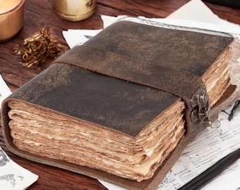Diario vintage in pelle – Libro degli incantesimi, grimorio, taccuino da viaggio, carta con bordi sfrangiati, chiusura a lucchetto