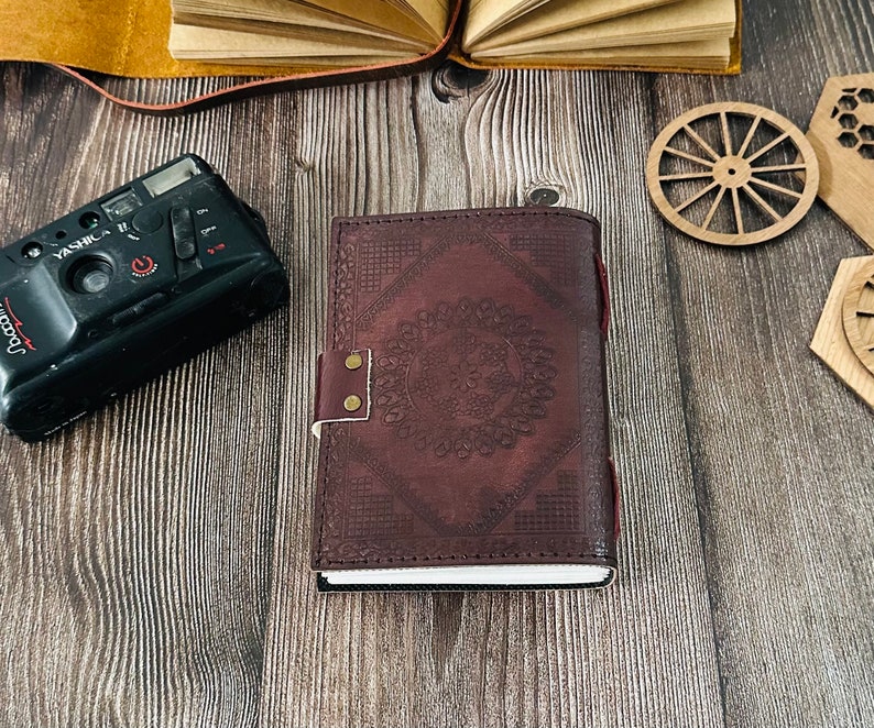 Embossed Leather Diary With Green Stone & Metal Lock – Handmade Journal ...
