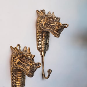 Brass Dragon Wall Hooks, Decorative Animal Key and Coat Hangers, Handcrafted Hook, Vintage Brass Wall Decor, Unique Home Accent