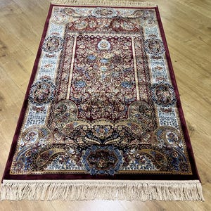 2.62X4.10 Red %100 Modal Silk Prayer Mat, Silk Prayer Rug, Luxury Muslim Prayer Rug, Prayer Rug, Prayer Gift Mat, Janamaz Mat