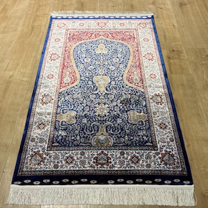 2.62x4.10 ft Blue Red Silk Prayer Rug, %100 Modal Silk Prayer Mat, Luxury Muslim Prayer Rug, Prayer Rug, Prayer Gift Mat, Janamaz Mat