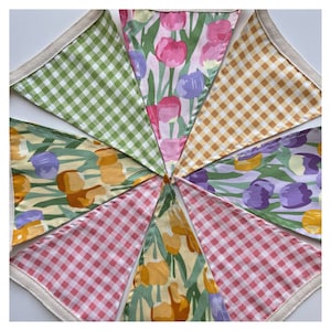 Tulip Bunting, 12 Flags, Spring Garden Decorations, Flower Banner, Checked Flags, Tulip Flags