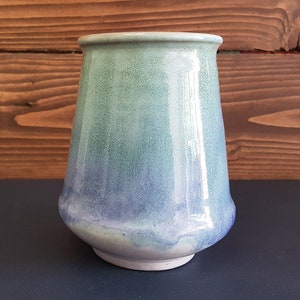 Vintage Isle of Wight Handcrafted Pottery Medium Size Vase - Unique Artistic Piece, Vintage Home Decor, Collectible Pottery, Unique Pottery