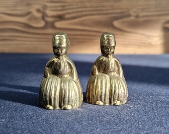 Vintage Set of 2 Miniature Solid Brass Bells Figurines, Vintage House Interior, Rustic Decor, Small Metal Bells
