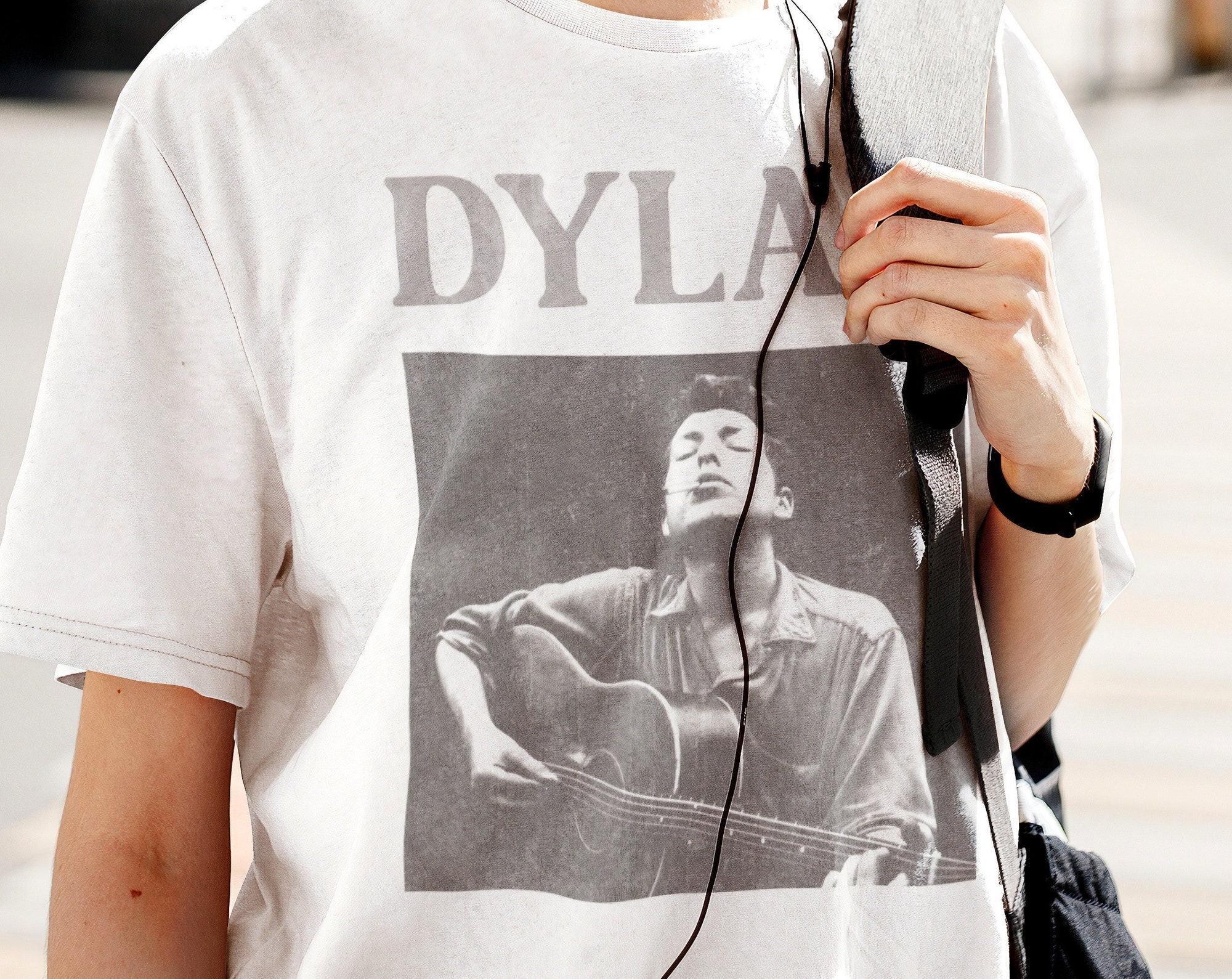 Dylan | Unisex T-Shirt, Beliebtes Vintage Style, Oversized T-Shirt Dylan | Unisex T-Shirt, Beliebtes Vintage Style, Oversized T-Shirt