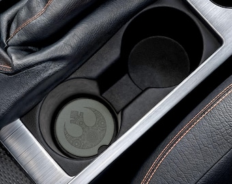 Posavasos de esteatita para coche con diseño de mandala de la Alianza Rebelde en negro sobre gris