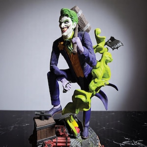 Joker Villain Statue – 3D Printed & Hand-Painted DC Comics Inspired Figurine