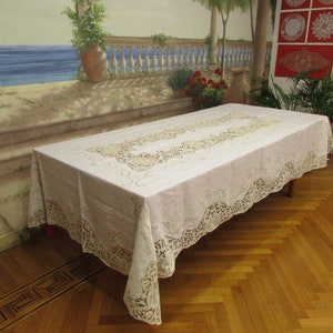 Ivory linen tablecloth, new from the 70s with rich Burano lace inserts