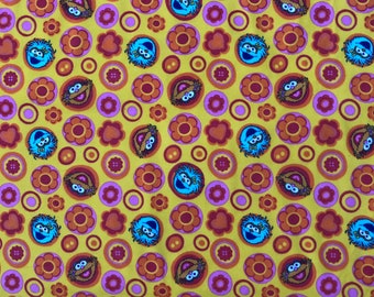 2002 Sesame Workshop Zoe and Rosita fabric-100% Cotton Flannel- Sesame Street Cartoon fabric