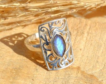 Fiery Labradorite Ring, Handmade Vintage inspired Designer Ring, Gemstone Ring, Gift For Her, Bohemian Ring, Gift for her