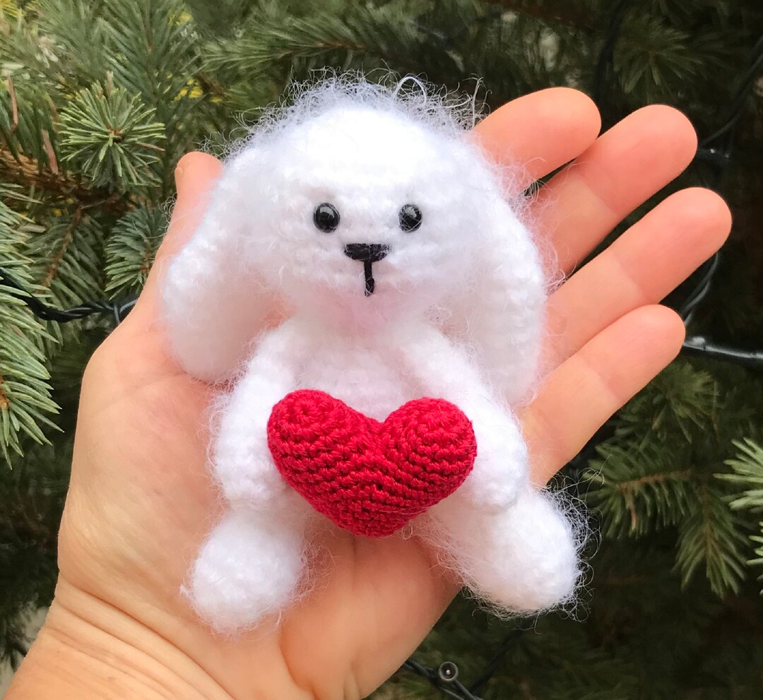 Crochet Bunny Toy, White Rabbit With Red Heart, Valentine's Gift - Etsy