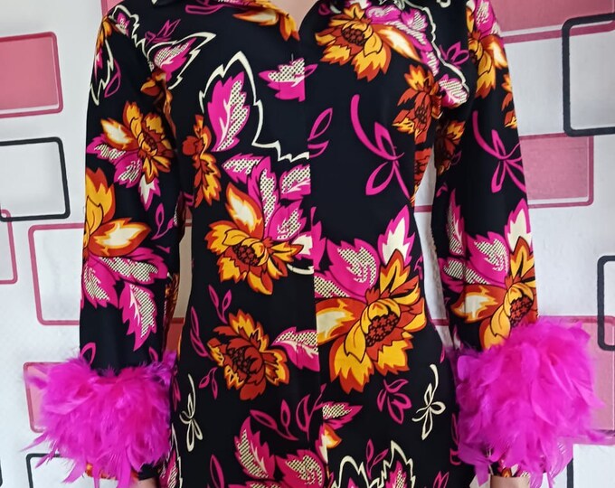 Feather blouse and Pants freestyle.