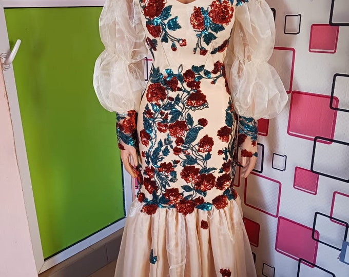 Hazel Midi long Lace