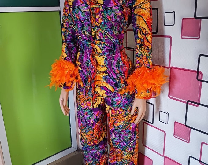 Feather blouse and Pants freestyle.