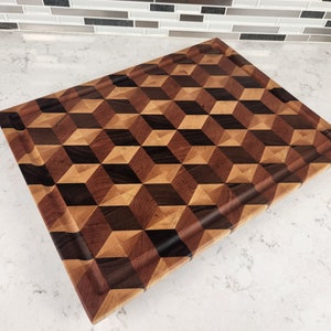 3D Cubes End Grain Cutting Board - Beveled Edges