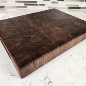 Walnut End Grain Cutting Board