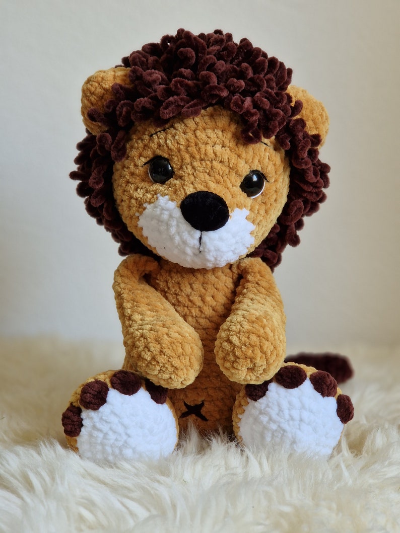 PDF Anleitung für den Amigurumi Löwen Timba und die Löwin Nala auf deutsch und englisch von NisliHaekeltiere/crochet pattern Lion zdjęcie 2