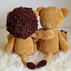 PDF Anleitung für den Amigurumi Löwen Timba und die Löwin Nala auf deutsch und englisch von NisliHaekeltiere/crochet pattern Lion zdjęcie 4