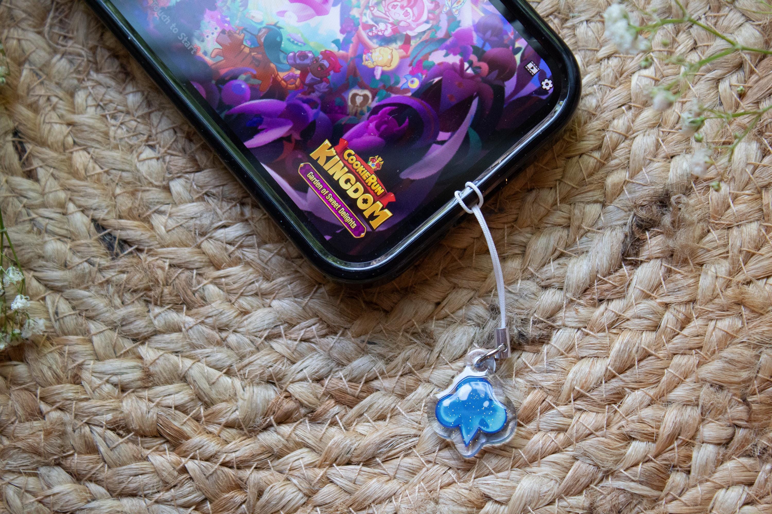 Cookie Run Kingdom Pure Vanilla Soul Jam Acrylic Phone Charm Cookie Run Kingdom Pure Vanilla Soul Jam Acrylic Phone Charm