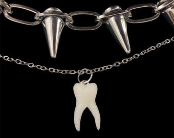 Tooth Necklace: Alt Jewelry