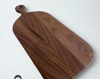 TB®The Walnut Classic | Black Walnut Cutting Board Serving Board | Handmade | Chopping Board Work Board Solid Design Robust Sustainable