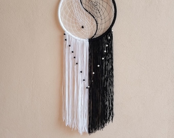 Yin Yang Dreamcatcher Boho Wall Hanging | Handmade Craft Nursery Bedroom Dreamcatcher Peacock Feathers