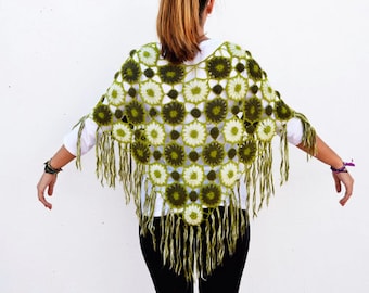 poncho tejido a mano,poncho,Margaritas,Fiesta hippie,Poncho vintage,Poncho para otoño,poncho verde,poncho para mujer