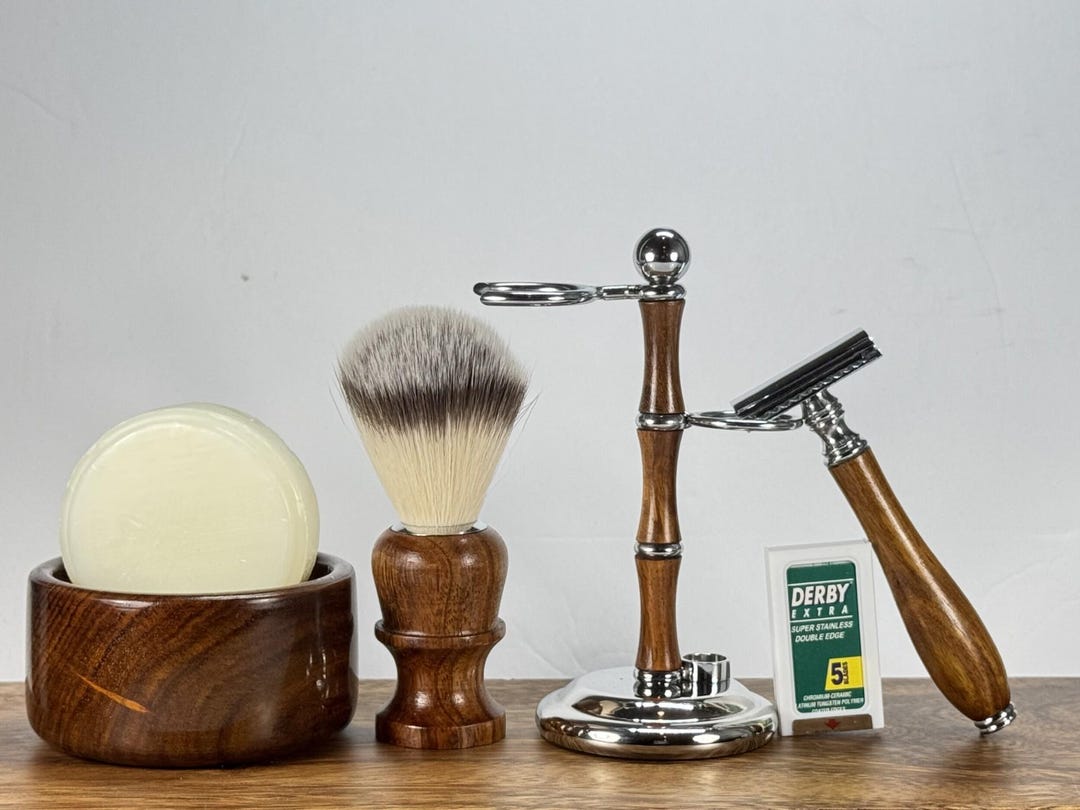 Old Razor Set Vintage Style Shaving Set With Wood Handle Razor, Brush, Stand, Wooden ...