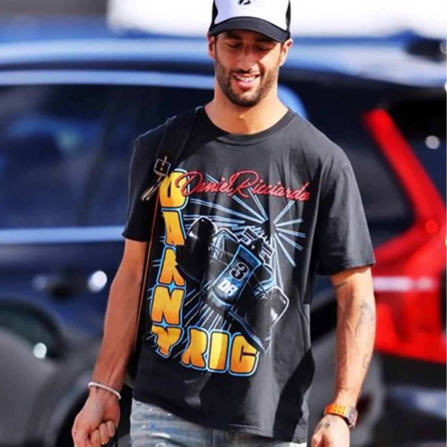 Discover Daniel Ricciardo Speedway TShirt, Daniel Ricciardo Racing 90s T-shirt