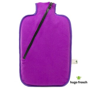 Eco Hot Water Bottle with Soft Microfiber Cover – Sustainable Comfort & Cozy Warmth Berry