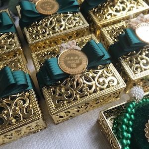 Prayer Beads Tasbeeh Favors ,Islamic Favor , Mini Quran Favors, Personalized Velvet Mini Quran Tasbeeh Decorated Box Gift SetEid Favor
