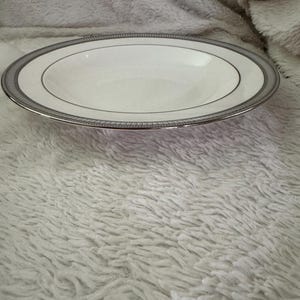 Waterford Fine English China Carina 9”Soup bowl