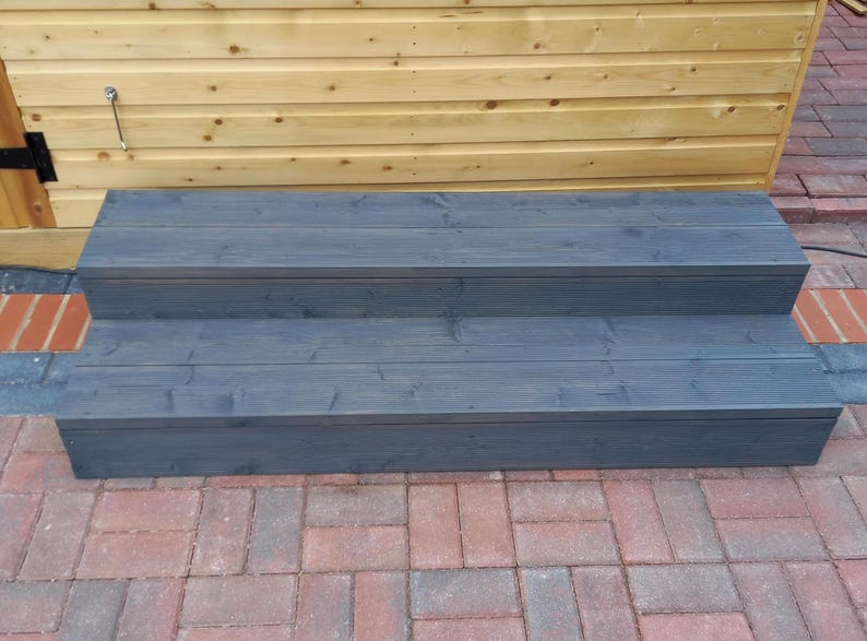 Outdoor Wooden Steps Garden / Caravan / Mobile Home / Spa / Hot Tub