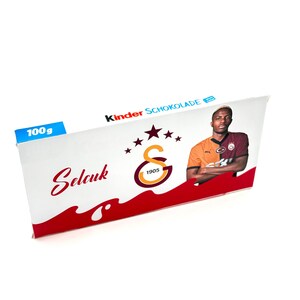 NUOVO Victor Osimhen Kinder Cioccolato Galatasaray Istanbul Adesivo Personalizzato 2 Adesivi per Bambini Idea Regalo di Cioccolato
