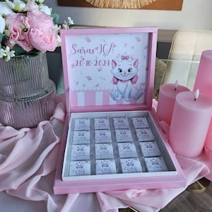 Personalized chocolate box Marie Cat – Children&#39;s birthday gift – Party favors – Candy bar – Chocolate gift idea