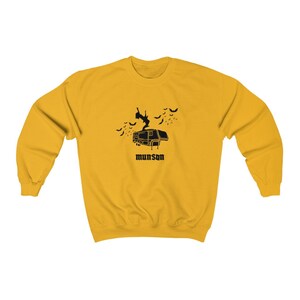 Eddie Munson Crewneck Sweatshirt Guitar Sweatshirt Bat Sweatshirt ST 4 Vintage Fandom Gift TV Series Gift Crewneck Sweatshirt Eddie Gift Gold