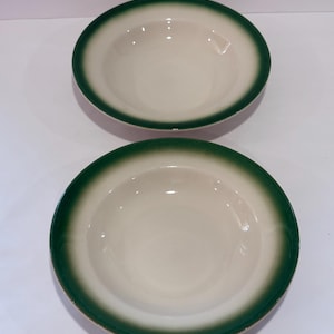 Vintage Buffalo China Green Airbrush ceramic Soup/Pasta bowls (Set of 2) 9x9