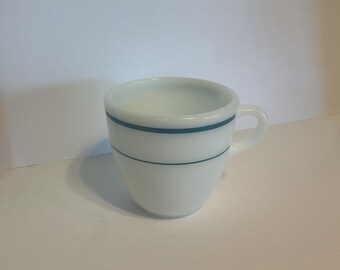 Tazza da caffè/tè vintage in vetro opalino PYREX con fascia color verde acqua di Corning