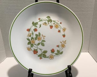 Corelle “ Strawberry Sundae” 10” Dinner Plate
