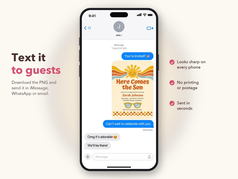 Pu&ograve; includere: Uno schermo di smartphone che mostra una conversazione iMessage con un invito digitale per un baby shower. L'invito presenta un grafico del sole, il testo Here Comes the Son e occhiali da sole gialli. La chat include messaggi come You're invited e Omg it's adorable.