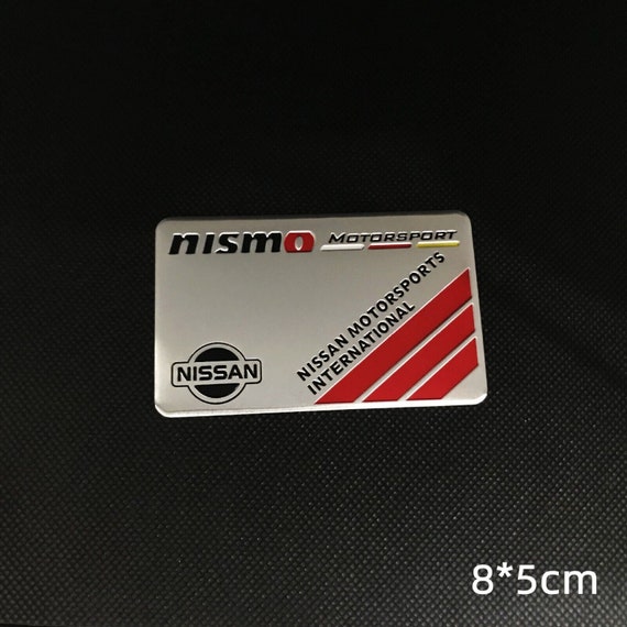 Autocollant Métal Nissan Nismo - Dimensions 12,5x1,9 Cm, Alliage Zinc, Noir/argenté, Pour Calandre Ou Coffre