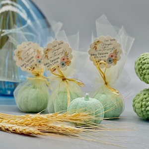 PUMPKİN Soap baby shower favors, Fall Wedding, Bridal Shower Favor, Gender Neutral, Baptism Favors, party favors, pumpkin baby shower favors