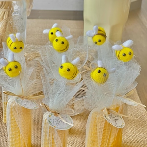 Honey Bee Candle Baby Shower favors, baby shower Boy Girl gifts, Mommy-to-bee Theme party gift for guests in Bulk, Bee Bridal Shower Gifts