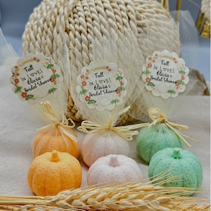 Fall in Love,PUMPKİN SOAP favors, Pumpkin favor, baby shower favors , Fall in Love Wedding gifts for guests in Bulk, Fall Bridal Shower gift