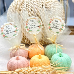 Fall in Love,PUMPKİN SOAP favors, Pumpkin favor, baby shower favors , Fall in Love Wedding gifts for guests in Bulk, Fall Bridal Shower gift