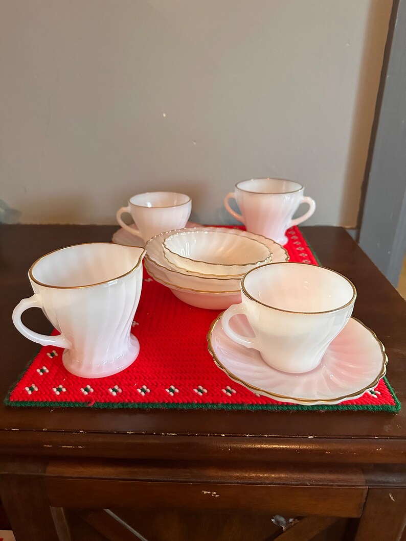 Vintage Anchor Hocking Milk Glass With Gold Rim Set Etsy