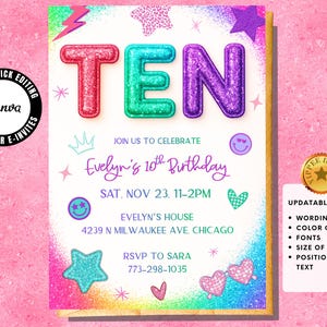 Könnte beinhalten: Eine farbenfrohe Geburtstagseinladung mit dem Wort "TEN" in glitzernden Buchstaben. Die Einladung enthält den Text "Feiern Sie mit uns Evelyns 10. Geburtstag" und Veranstaltungsdetails. Das Design zeigt Sterne, Herzen und ein Smiley-Gesicht.