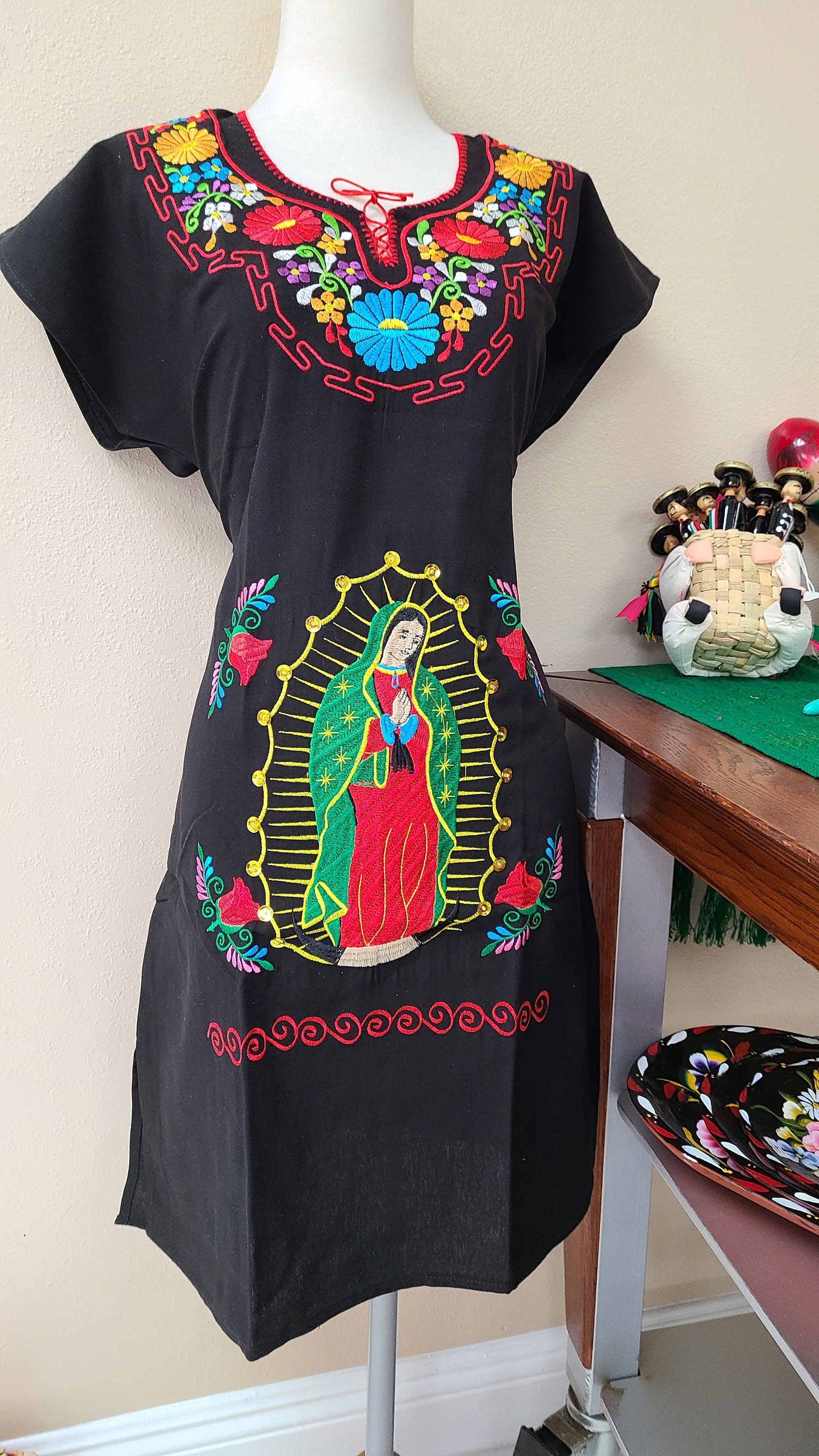 Lote De 12 Vestidos Mexicanos Bordado Típico Otomí De Manta
