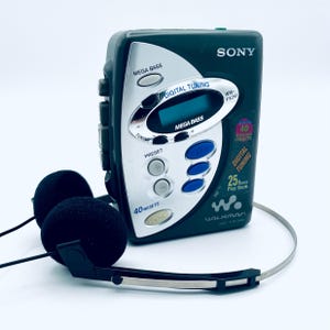 Vintage Y2K Sony Walkman WM-FX241 Cassette Player and Radio with Headphones - Works
