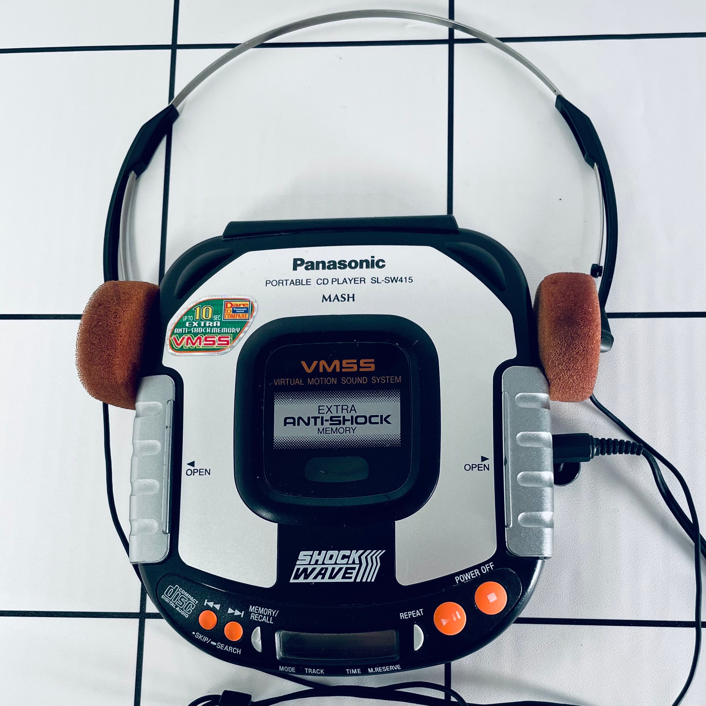 Panasonic SHOCK WAVE SL-SW415